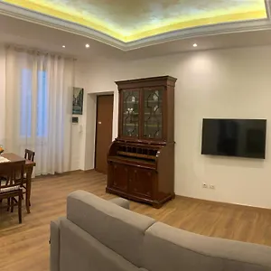Apartament Circus Maximus N.2 - At 400m Metro, Rzym